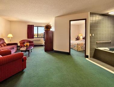 Super 8 By Wyndham Bowling Green Quarto foto