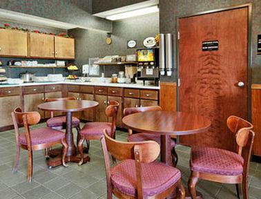 Super 8 By Wyndham Bowling Green Restaurante foto